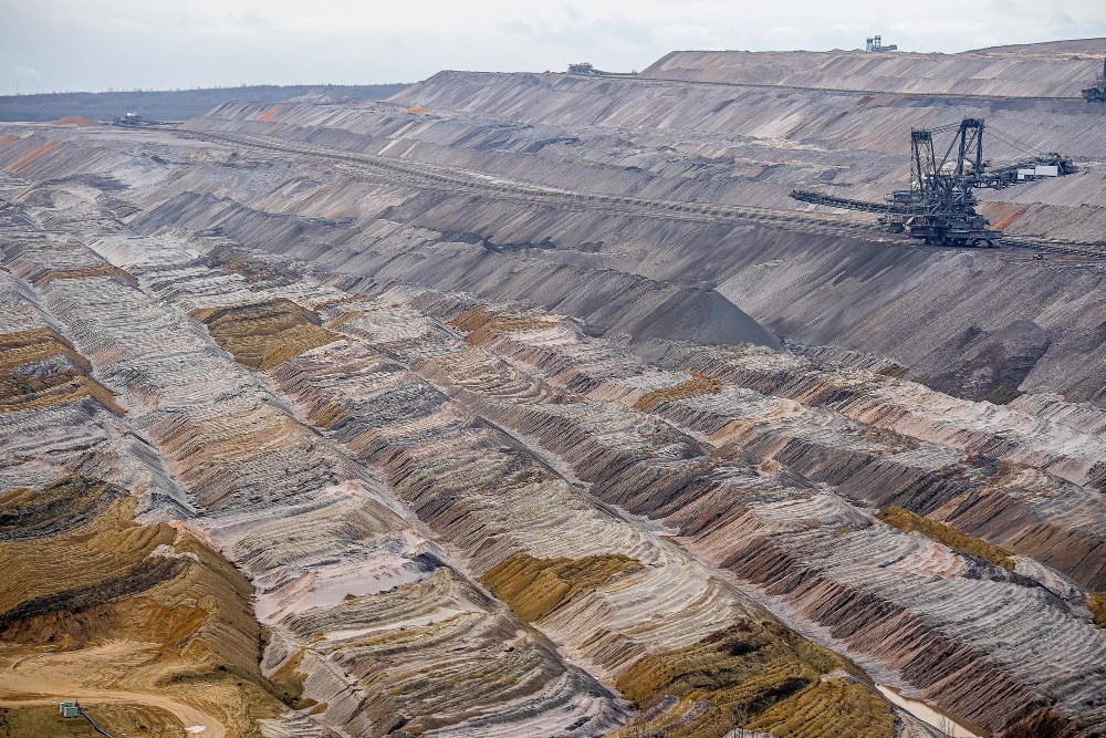 Sludge Removal in Wastewater Treatment for Reducing Environmental in Mining Activities